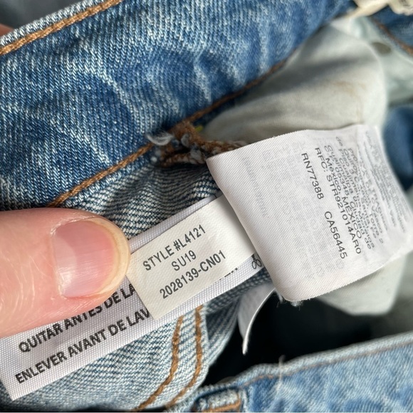 Madewell | Classic Straight Jean, Medium Wash, Distress, 27 - Picture 6 of 13